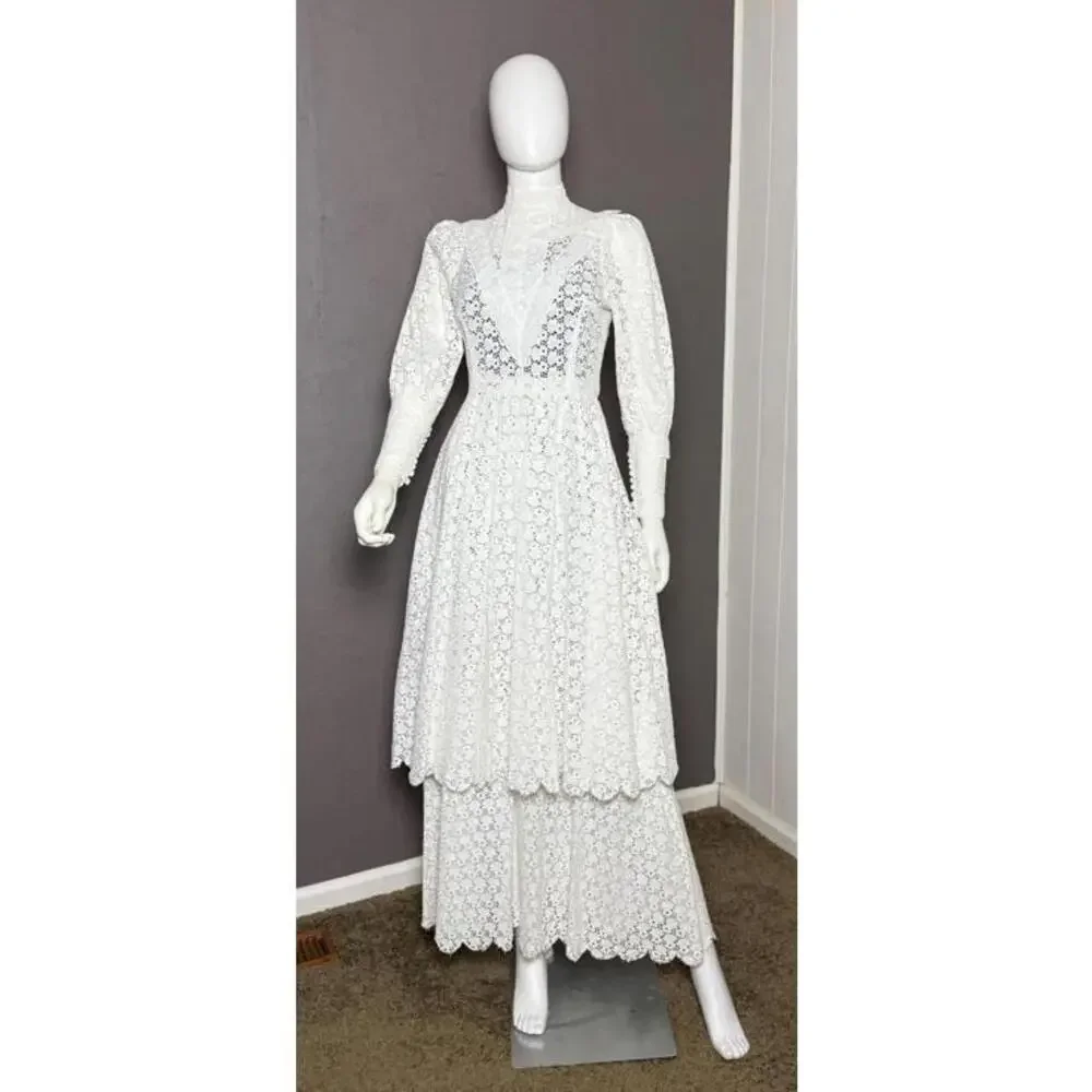 Rare 1970's White Cotton Eyelet Prairie Wedding Gown White Edwardian Style - Picture 2 of 10